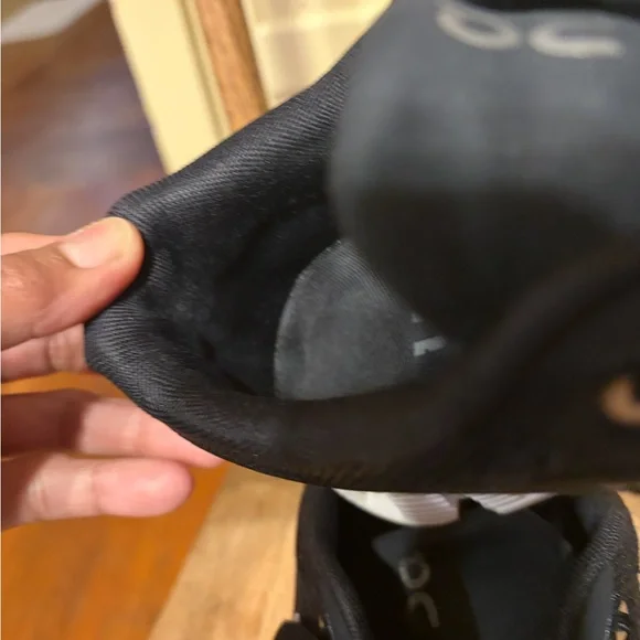 On Running women Black and White Athletic Shoes - Picture 15 of 16